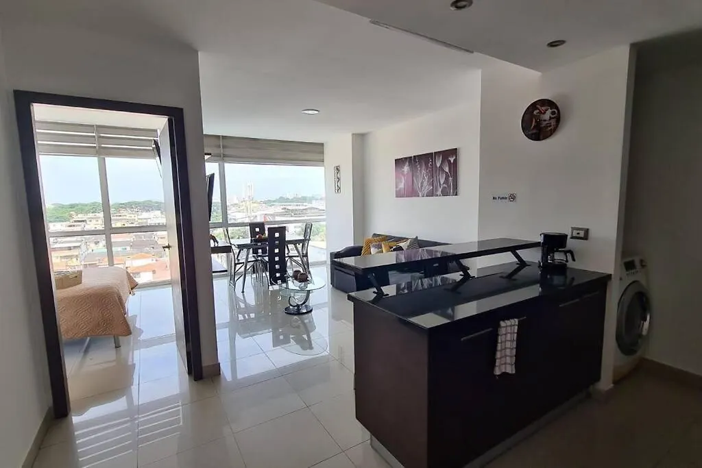 Coral Suite Con Vista Ciudad/Piscina, Gym, Parqueo Guayaquil